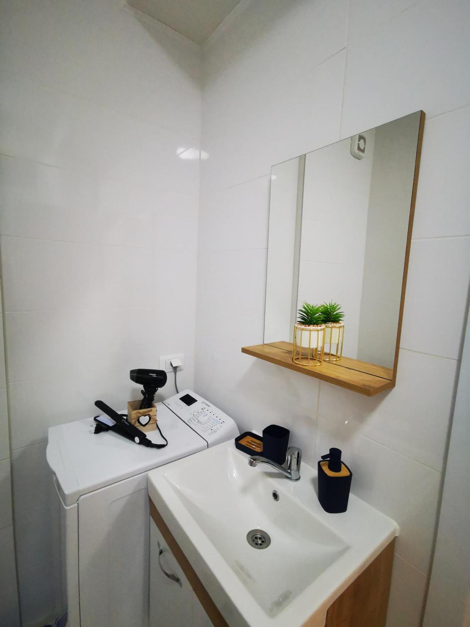New Apartment In Skopje Center - Free Private Parking Luaran gambar